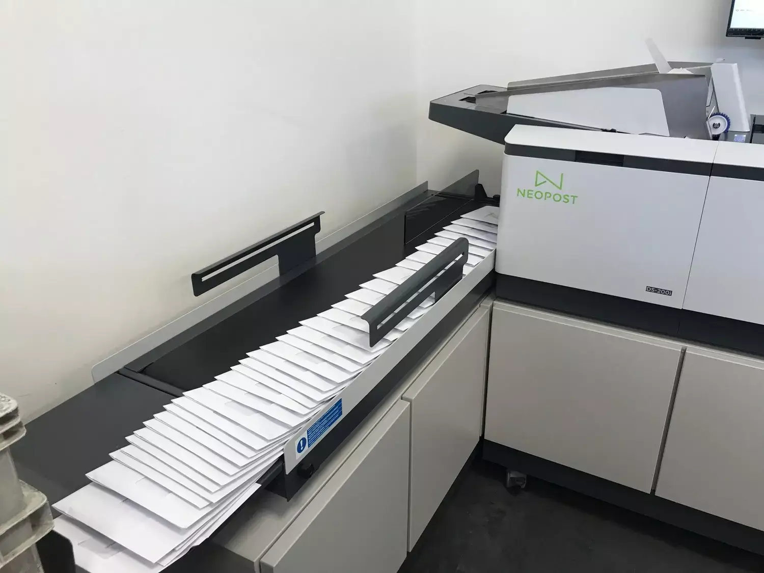 Envoi en nombre et affranchissement économique avec Print-Avenue, prestataire envoi courrier